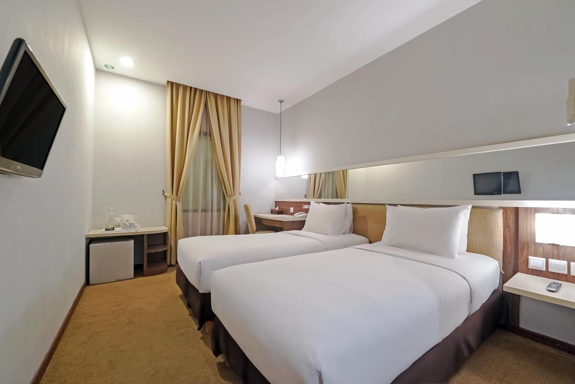 Tjokro Hotel Klaten Екстериор снимка