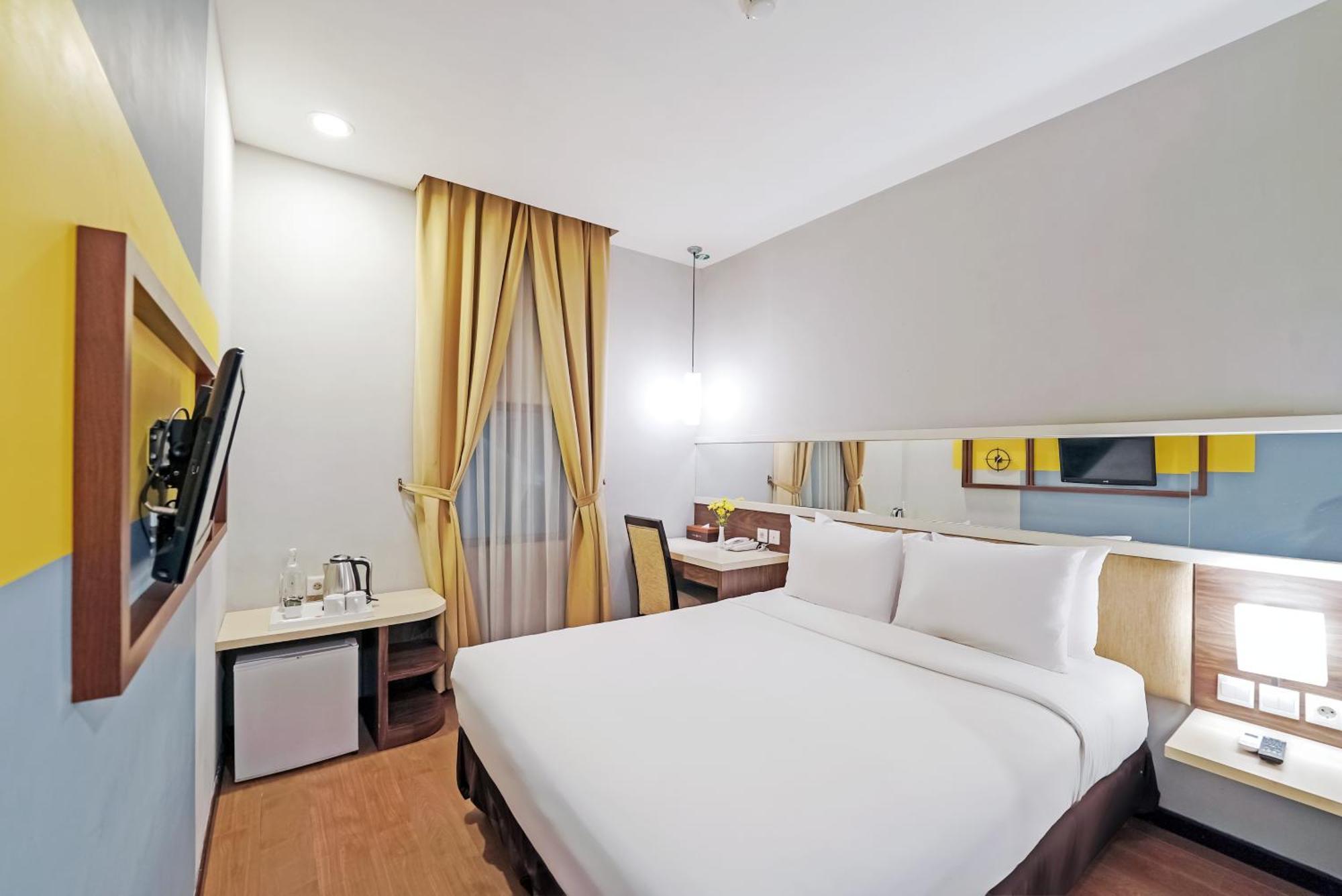 Tjokro Hotel Klaten Екстериор снимка