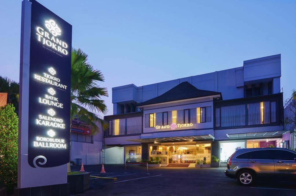 Tjokro Hotel Klaten Екстериор снимка